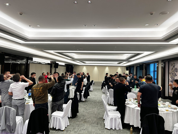 熱烈祝賀廣東瑞馬2023新疆經(jīng)銷商大會圓滿召開! 熱烈祝賀廣東瑞馬2023新疆經(jīng)銷商大會圓滿召開!