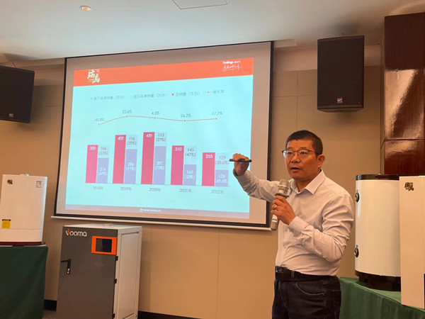 熱烈祝賀廣東瑞馬2023新疆經(jīng)銷商大會圓滿召開! 熱烈祝賀廣東瑞馬2023新疆經(jīng)銷商大會圓滿召開!